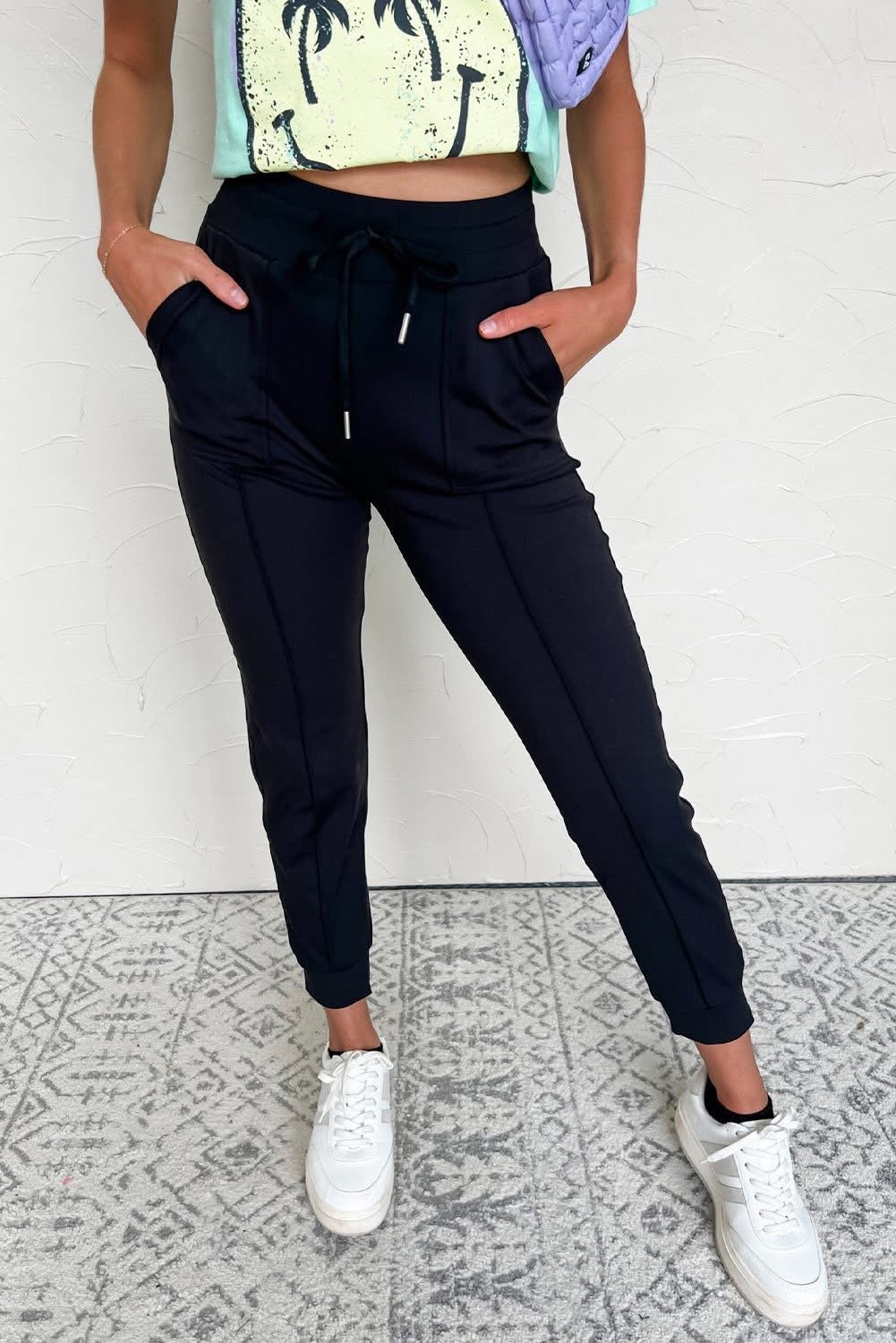 Black Exposed Seam Joggers – February